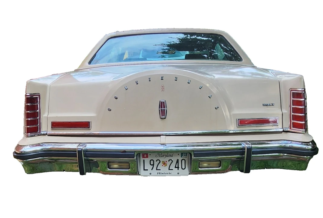 1979 Lincoln Continental Mark V - Image 16 of 31