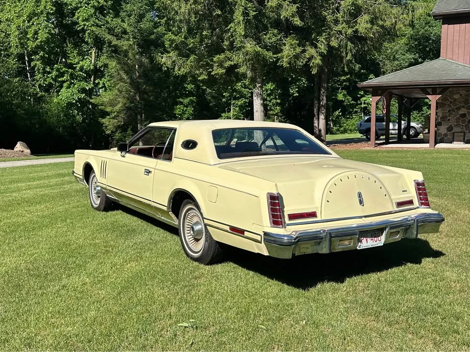 1979 Lincoln Continental Mark V - Image 2 of 10