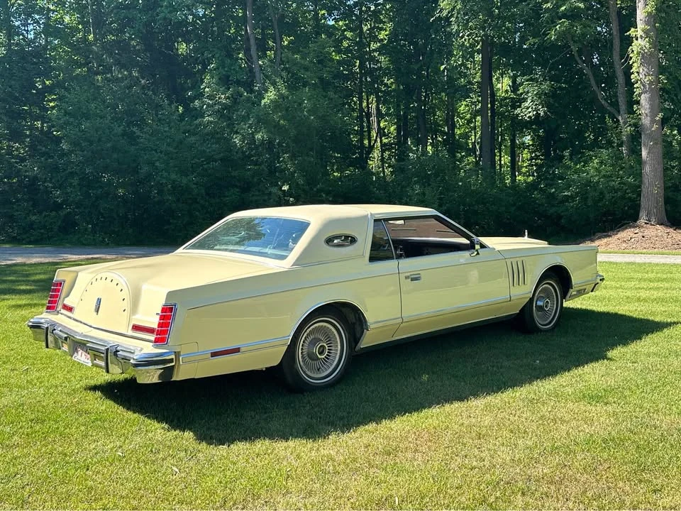 1979 Lincoln Continental Mark V - Image 3 of 10