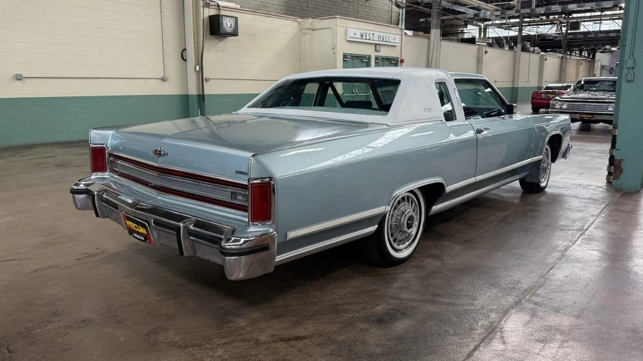 1979 Lincoln Continental Mark V - Image 2 of 11