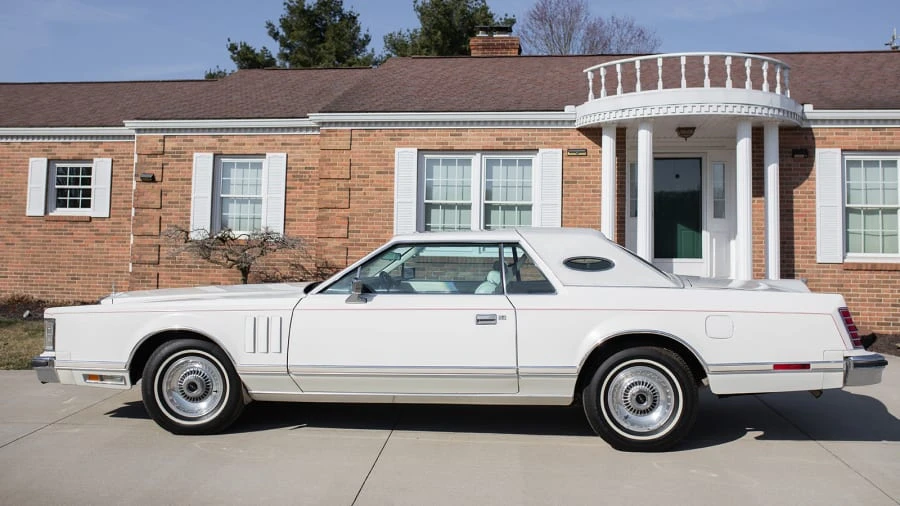 1979 Lincoln Continental Mark V - Image 11 of 31