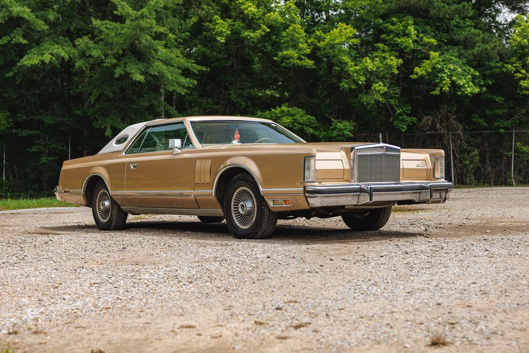 1979 Lincoln Continental Mark V - Image 4 of 31