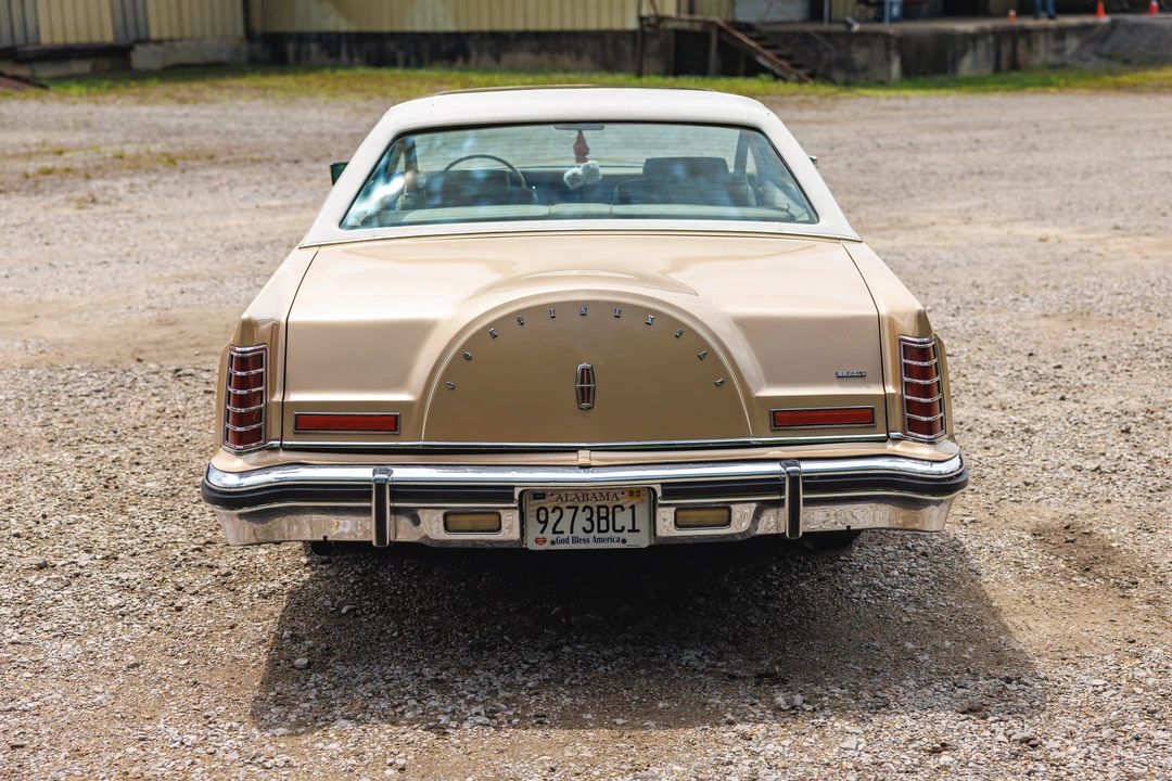 1979 Lincoln Continental Mark V - Image 10 of 31