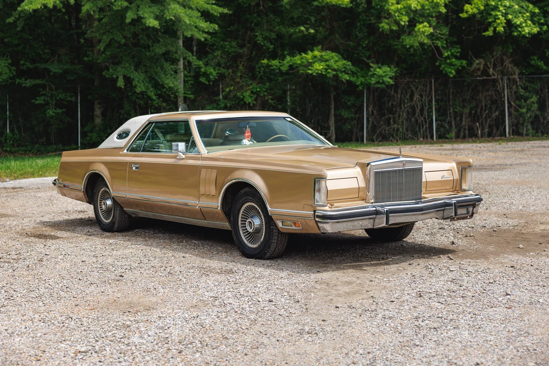 1979 Lincoln Continental Mark V - Image 2 of 31