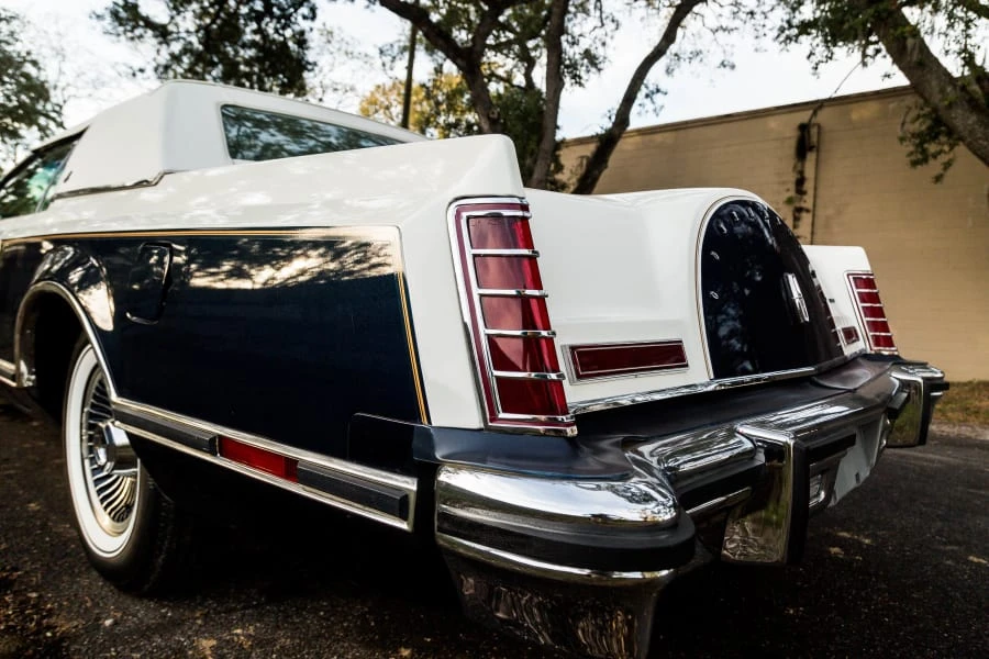 1979 Lincoln Continental Mark V - Image 11 of 12