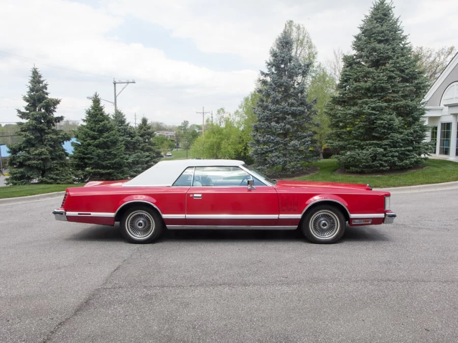 1979 Lincoln Continental Mark V - Image 10 of 11