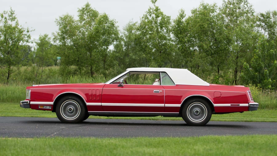 1979 Lincoln Continental Mark V - Image 2 of 12