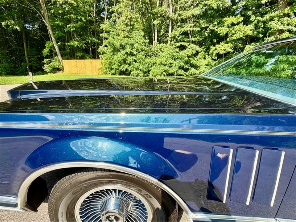 1979 Lincoln Continental Mark V - Image 16 of 31
