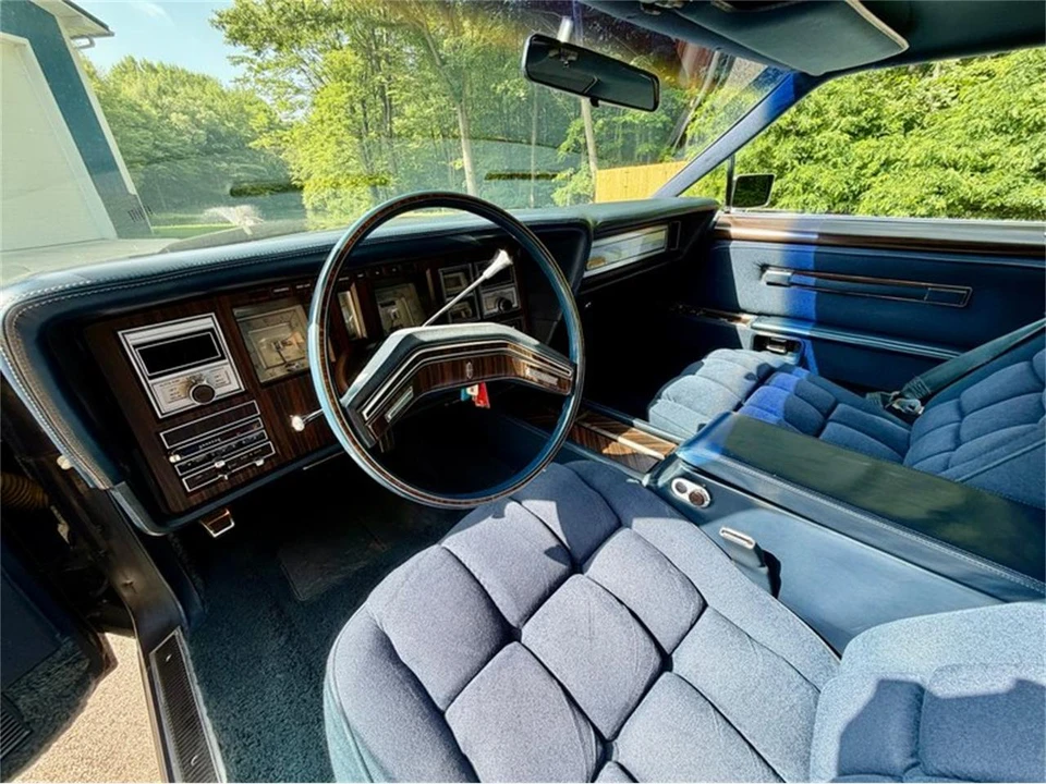 1979 Lincoln Continental Mark V - Image 4 of 31