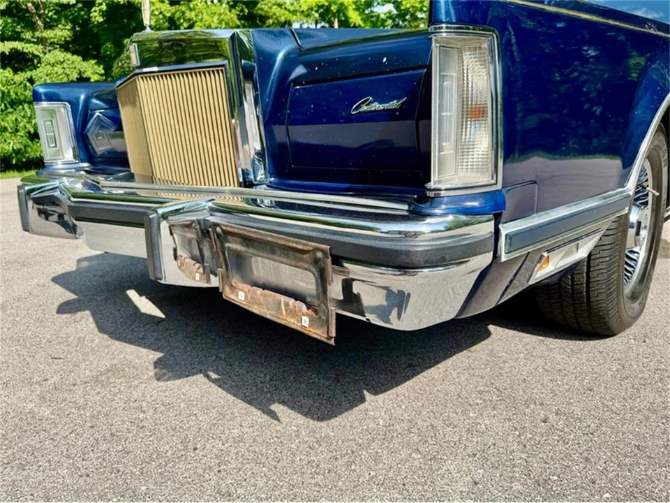 1979 Lincoln Continental Mark V - Image 12 of 31