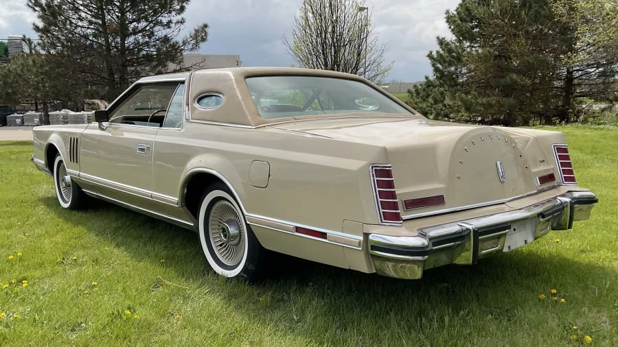 1979 Lincoln Continental Mark V - Image 3 of 15