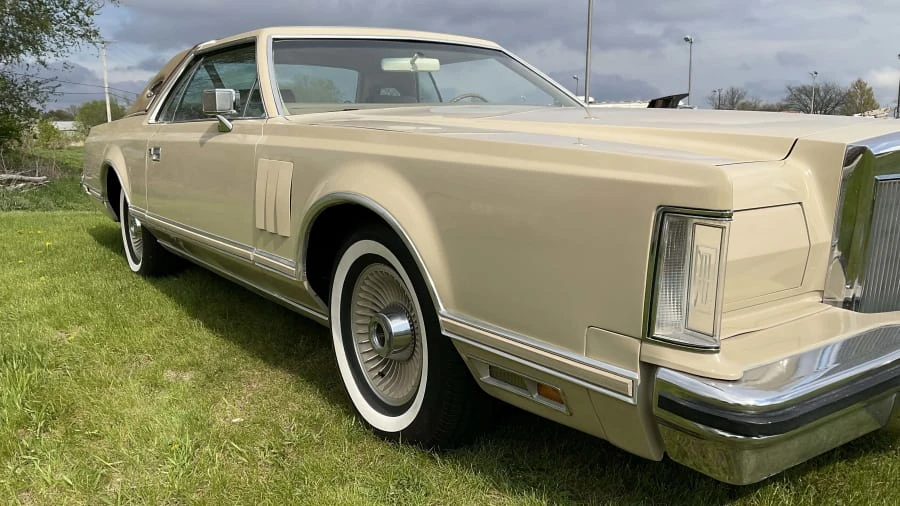 1979 Lincoln Continental Mark V - Image 6 of 15