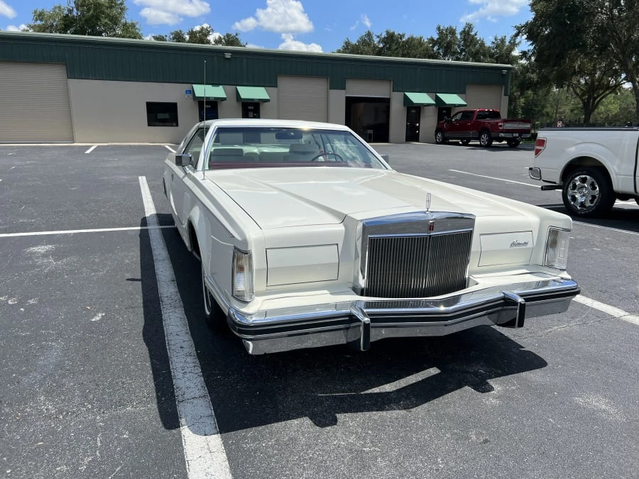 1979 Lincoln Continental Mark V - Image 4 of 26