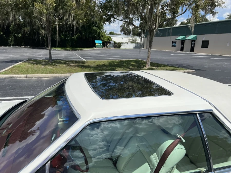 1979 Lincoln Continental Mark V - Image 6 of 26