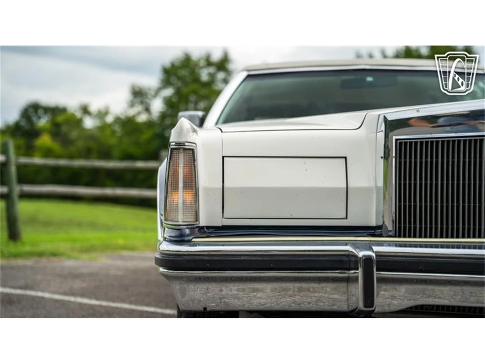 1979 Lincoln Continental Mark V - Image 26 of 31