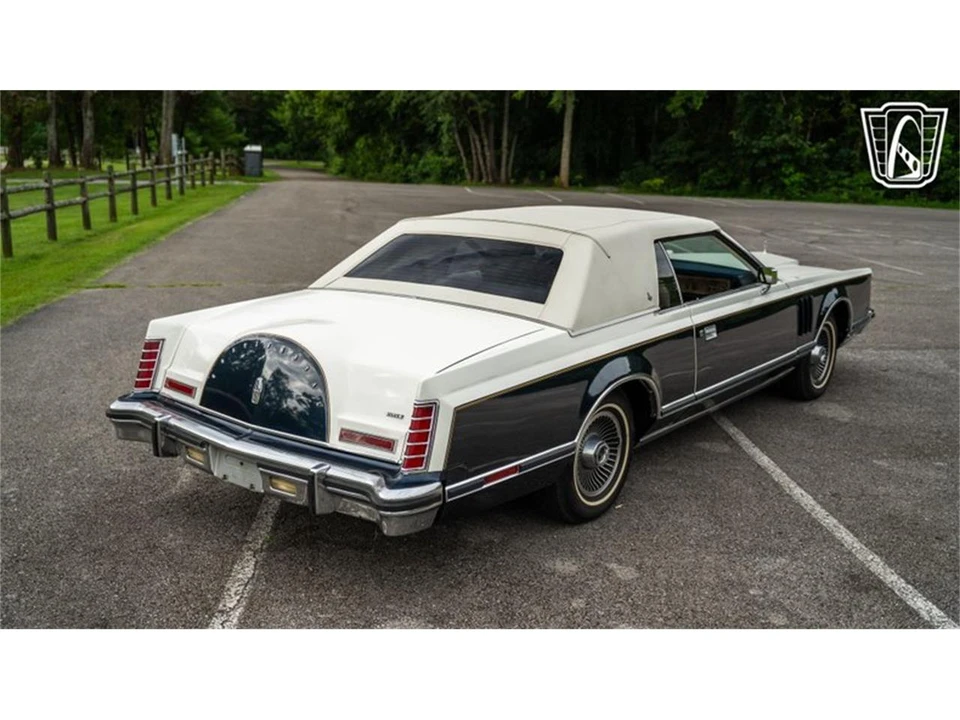 1979 Lincoln Continental Mark V - Image 17 of 31
