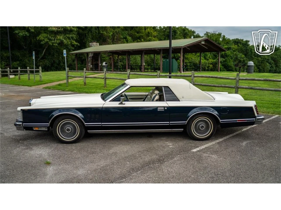 1979 Lincoln Continental Mark V - Image 8 of 31