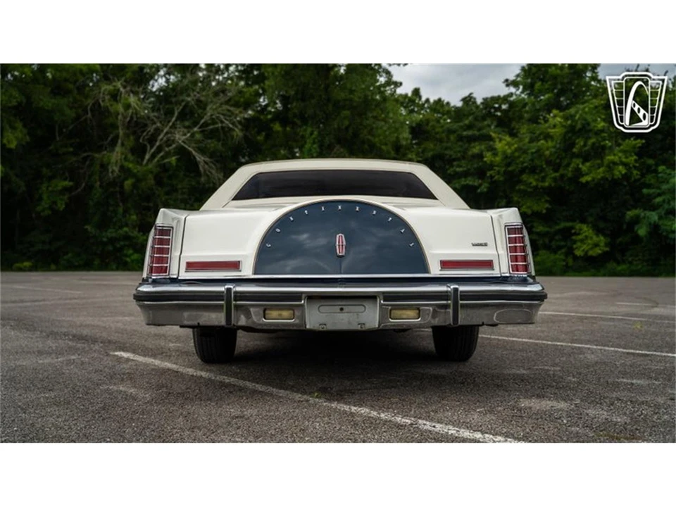 1979 Lincoln Continental Mark V - Image 15 of 31