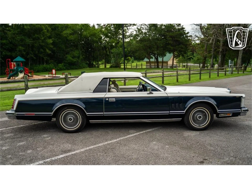1979 Lincoln Continental Mark V - Image 20 of 31