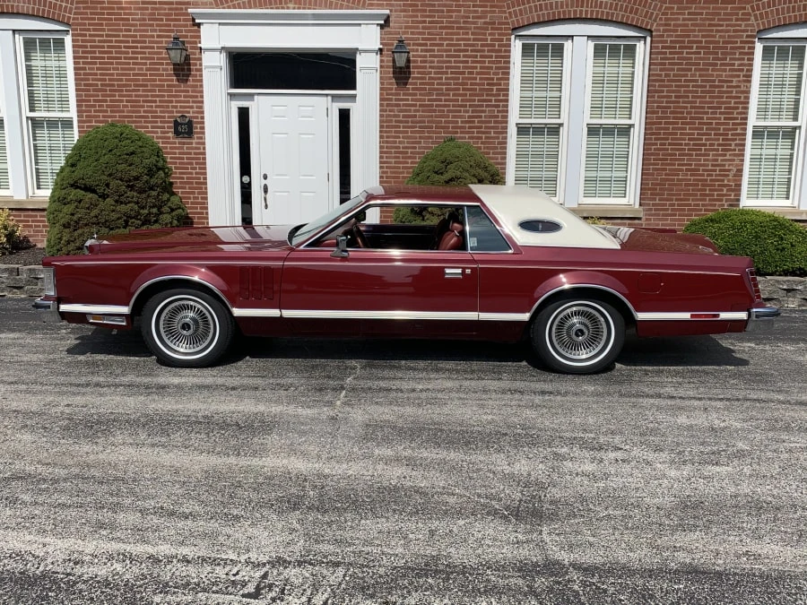 1979 Lincoln Continental Mark V - Image 2 of 8