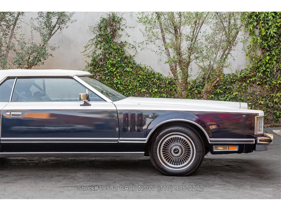 1979 Lincoln Continental Mark V - Image 10 of 31