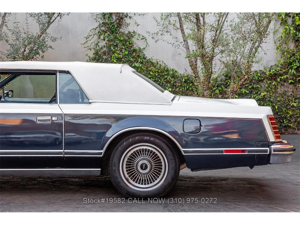 1979 Lincoln Continental Mark V - Image 13 of 31