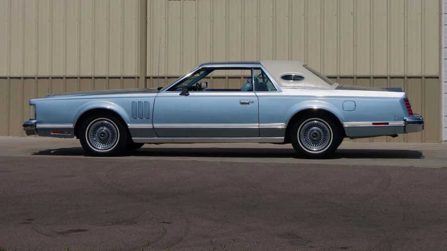1979 Lincoln Continental Mark V - Image 2 of 12