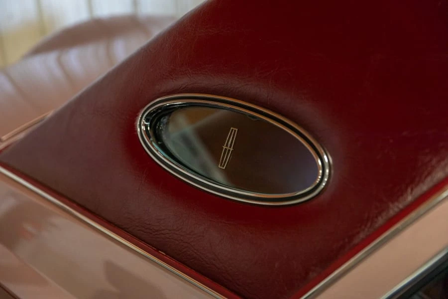 1979 Lincoln Continental Mark V - Image 9 of 25