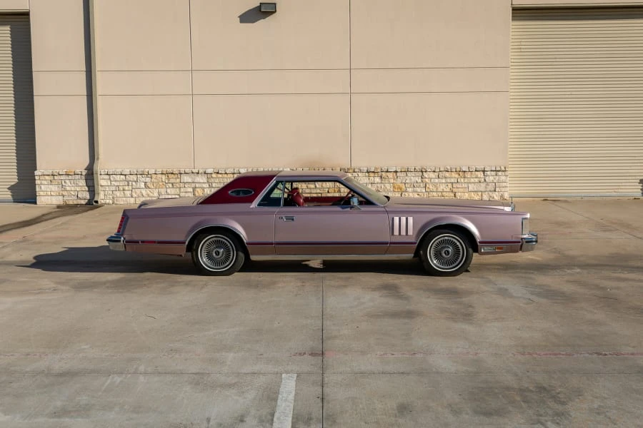 1979 Lincoln Continental Mark V - Image 11 of 25