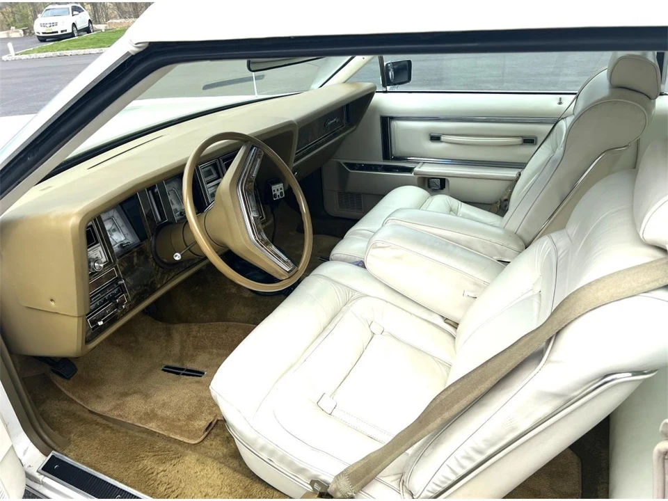1979 Lincoln Continental Mark V - Image 16 of 31