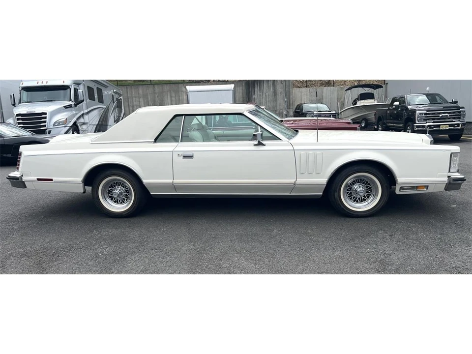 1979 Lincoln Continental Mark V - Image 3 of 31