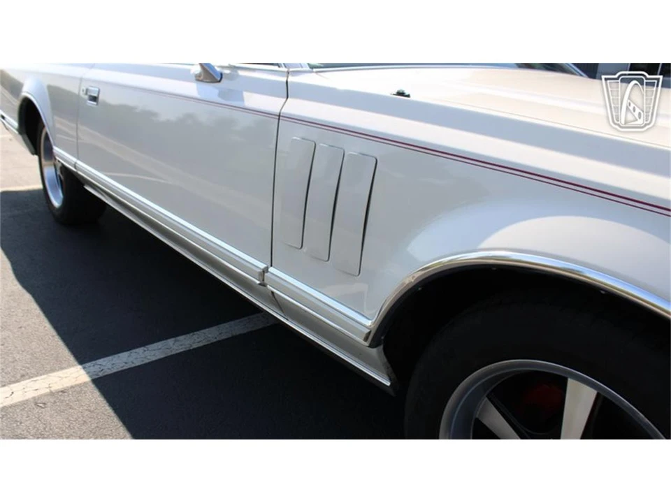 1979 Lincoln Continental Mark V - Image 11 of 31