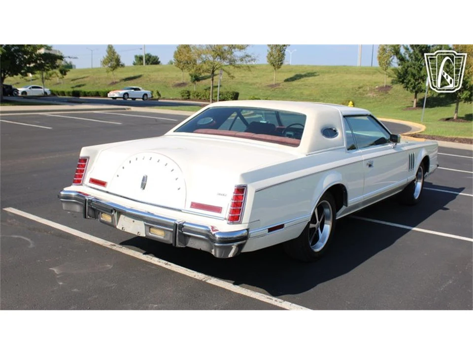 1979 Lincoln Continental Mark V - Image 4 of 31