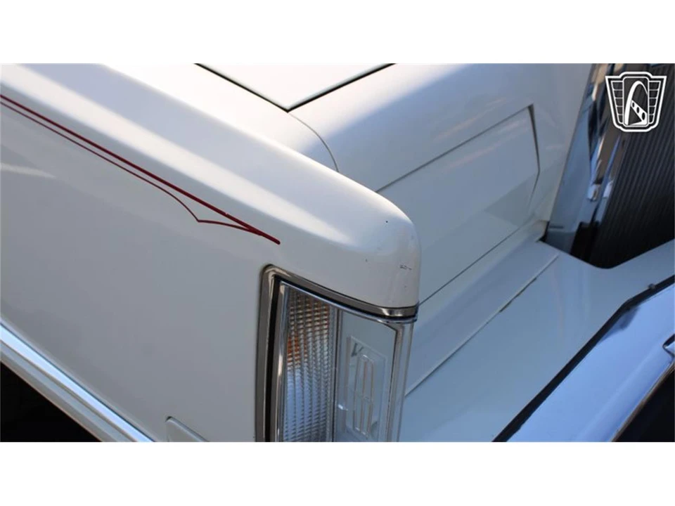 1979 Lincoln Continental Mark V - Image 10 of 31