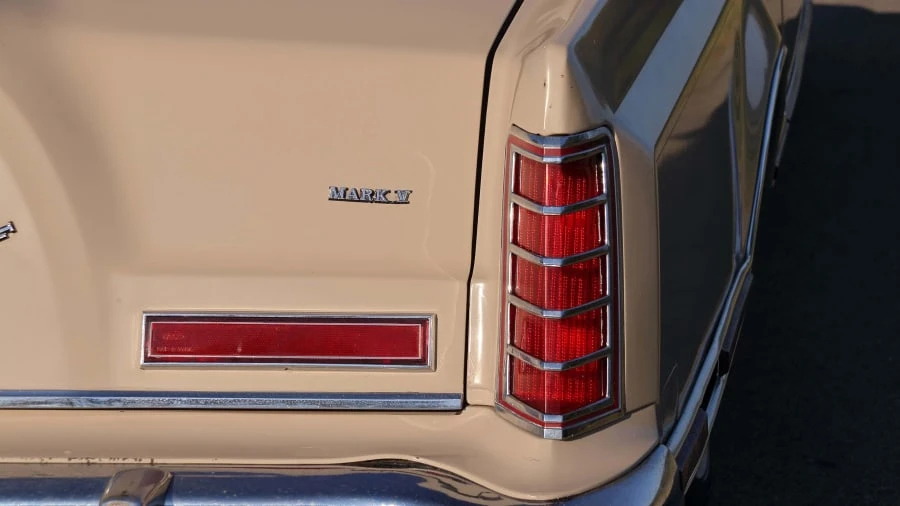 1979 Lincoln Continental Mark V - Image 11 of 14