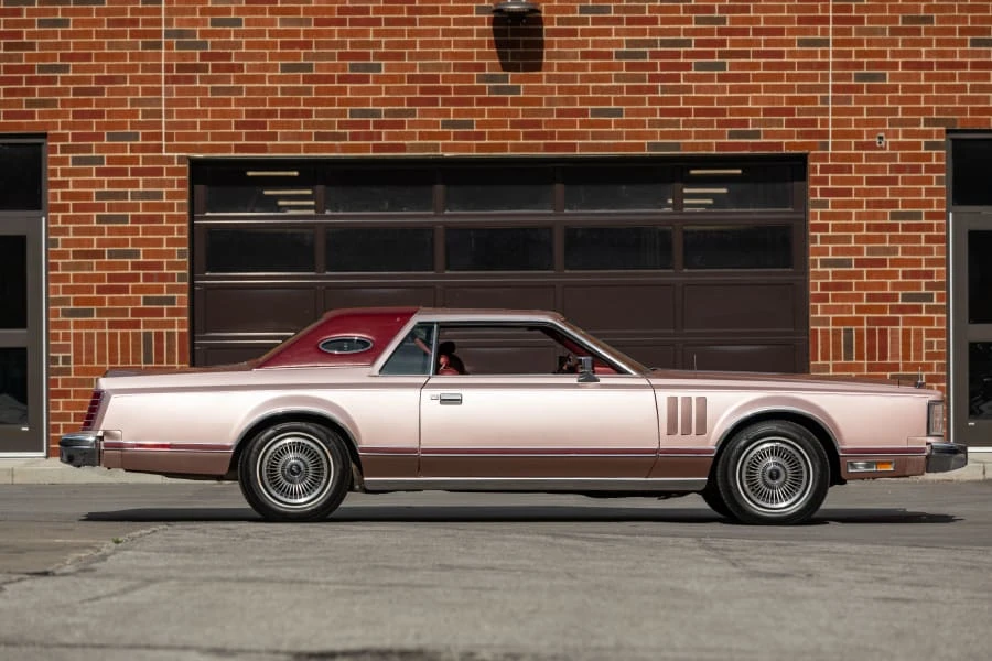 1979 Lincoln Continental Mark V - Image 2 of 31