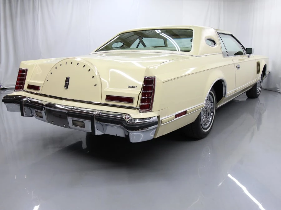 1979 Lincoln Continental Mark V - Image 10 of 26