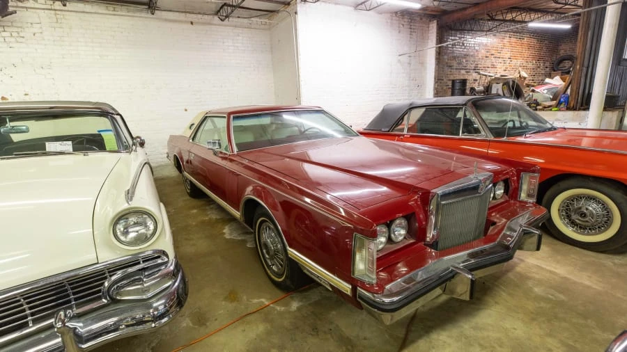 1979 Lincoln Continental Mark V - Image 2 of 19