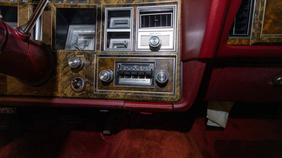 1979 Lincoln Continental Mark V - Image 10 of 19