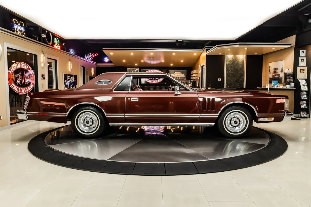 1979 Lincoln Continental Mark V - Image 12 of 24