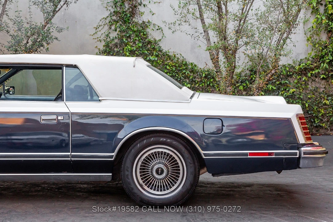 1979 Lincoln Continental Mark V - Image 14 of 31