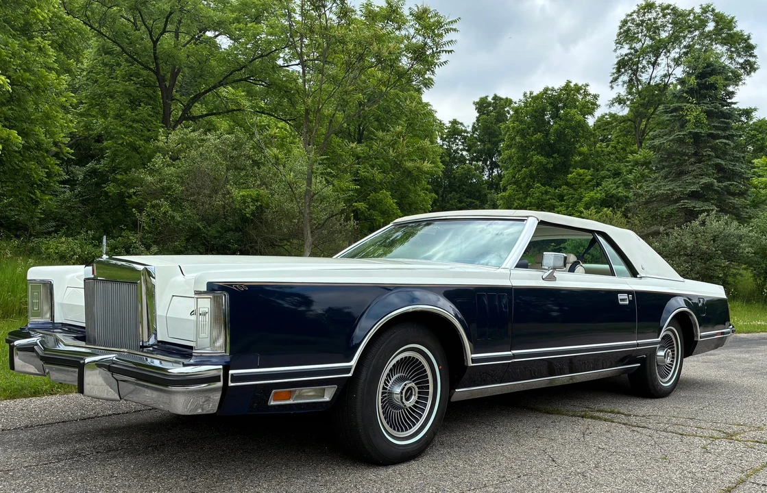 1979 Lincoln Continental Mark V - Image 2 of 31