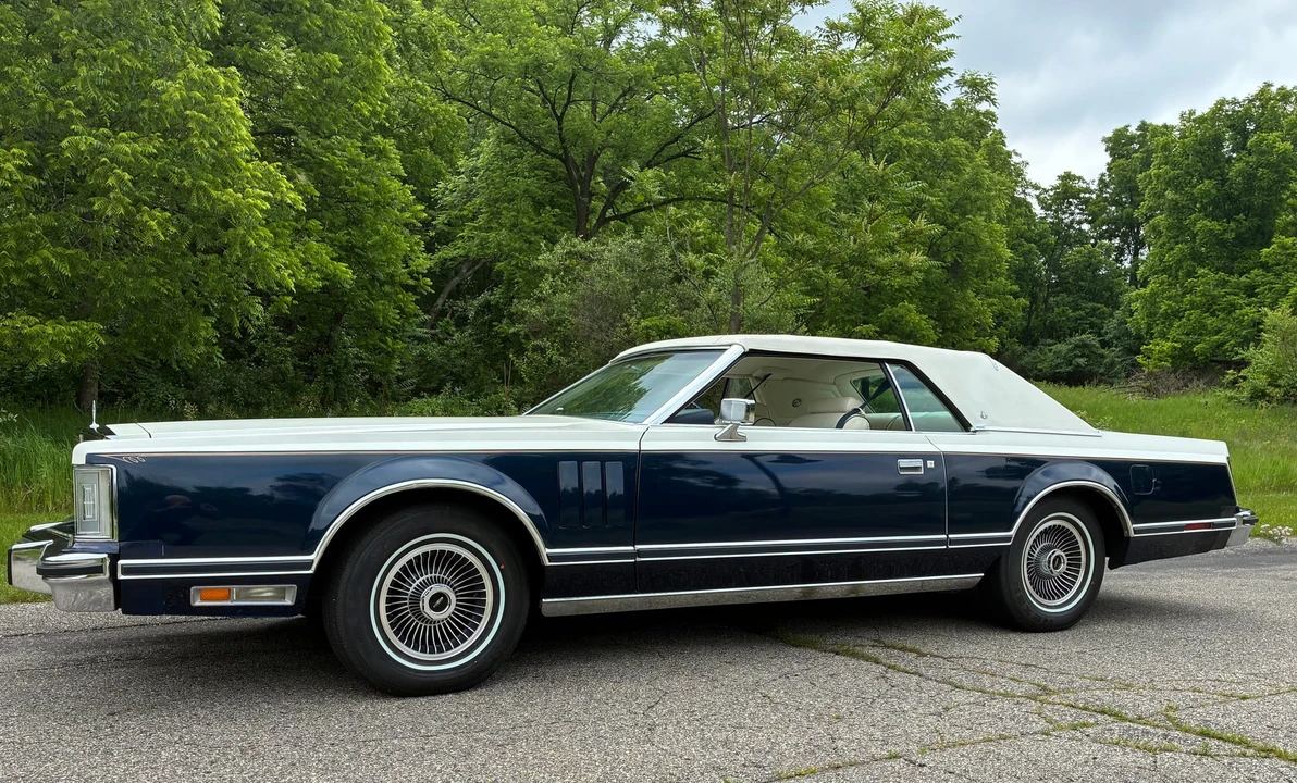 1979 Lincoln Continental Mark V - Image 3 of 31