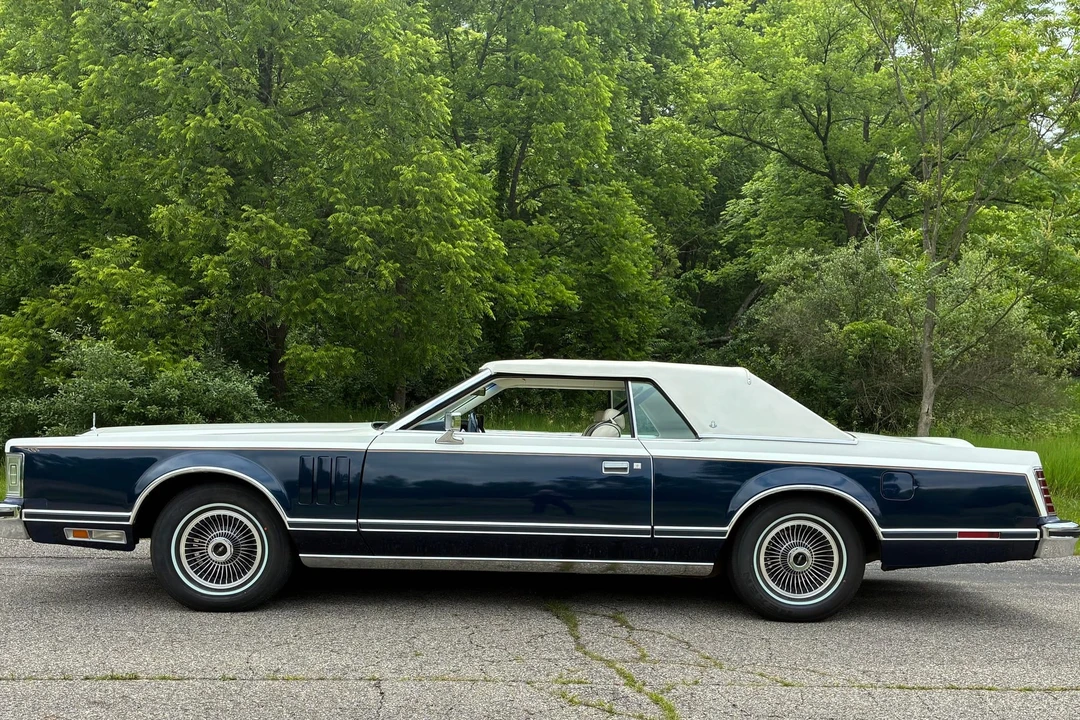 1979 Lincoln Continental Mark V - Image 4 of 31