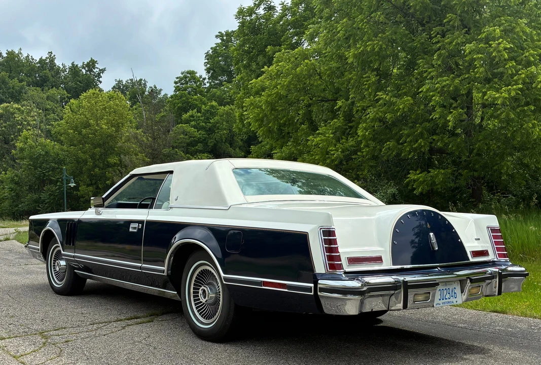 1979 Lincoln Continental Mark V - Image 6 of 31
