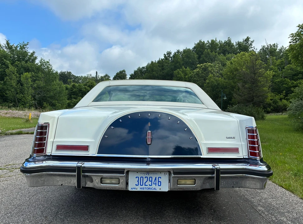 1979 Lincoln Continental Mark V - Image 8 of 31