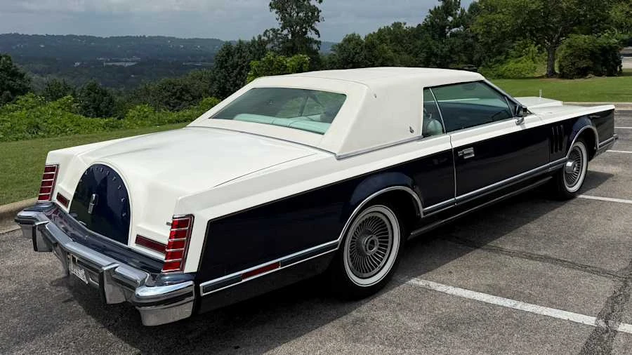 1979 Lincoln Continental Mark V - Image 3 of 31