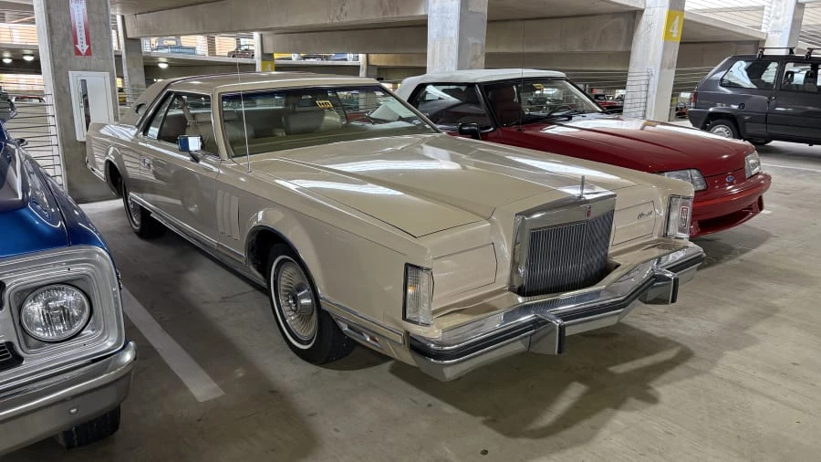 1979 Lincoln Continental Mark V - Image 5 of 12