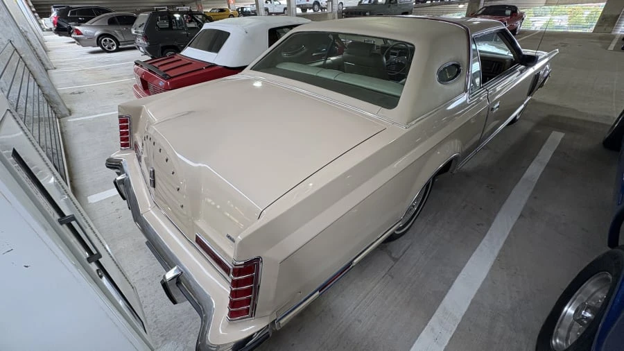 1979 Lincoln Continental Mark V - Image 2 of 12