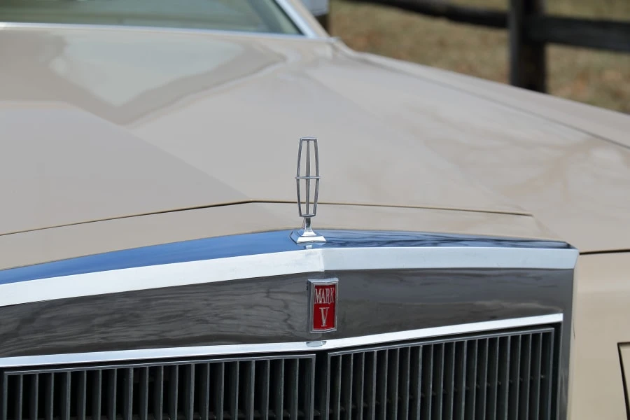 1979 Lincoln Continental Mark V - Image 9 of 31